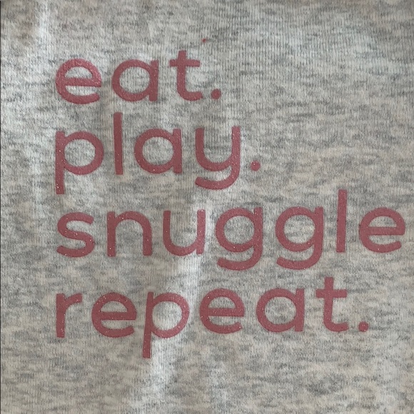 Carters NEWBORN outfit! Worn 1 time - Picture 2 of 3